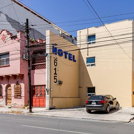Ayenda Blue Cristal Hotel Monterrey Kültér fotó